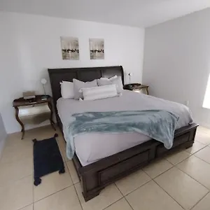 From 5 Bedroom Davenport